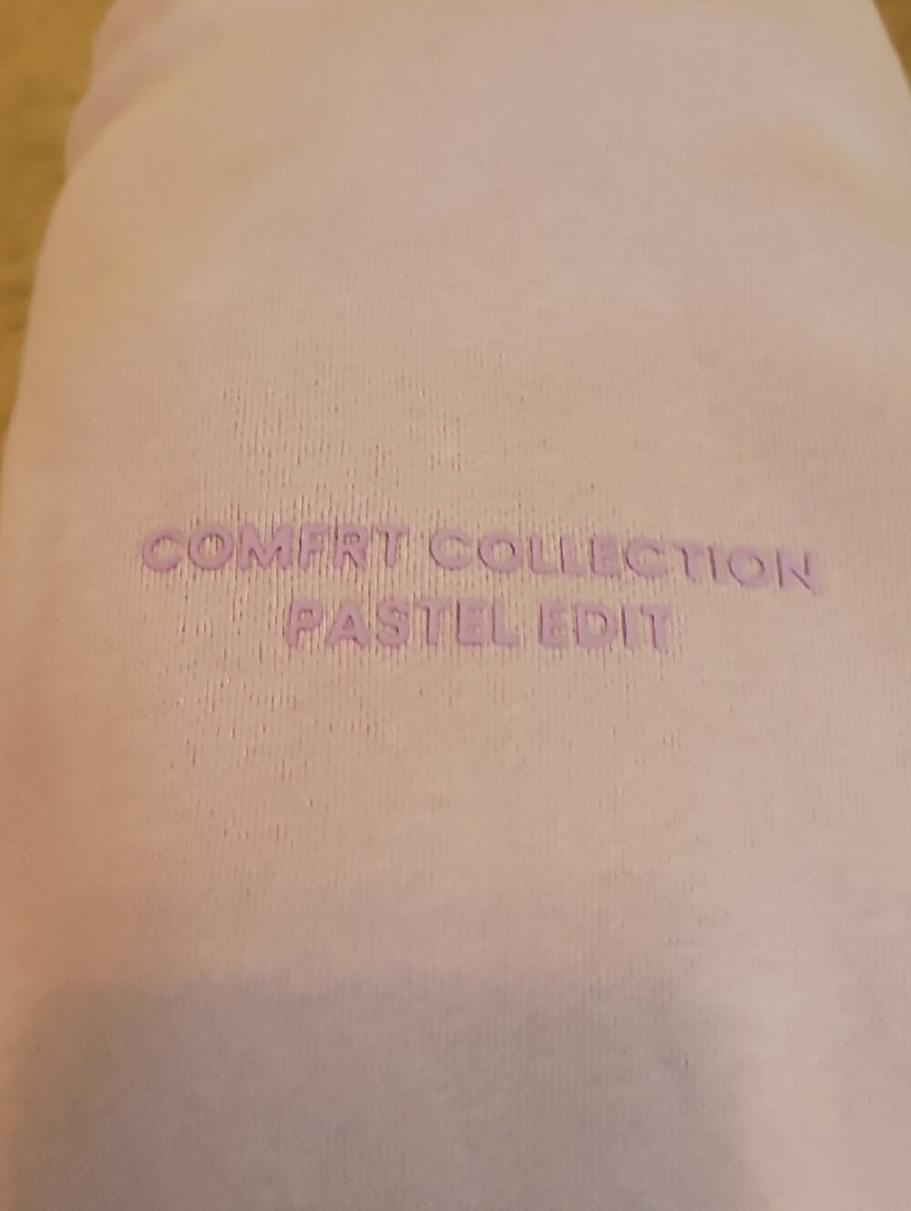 Comfrt Collection Pastel Edit Hoodie Limited Edition: Lavender NWOT - Picture 7 of 7